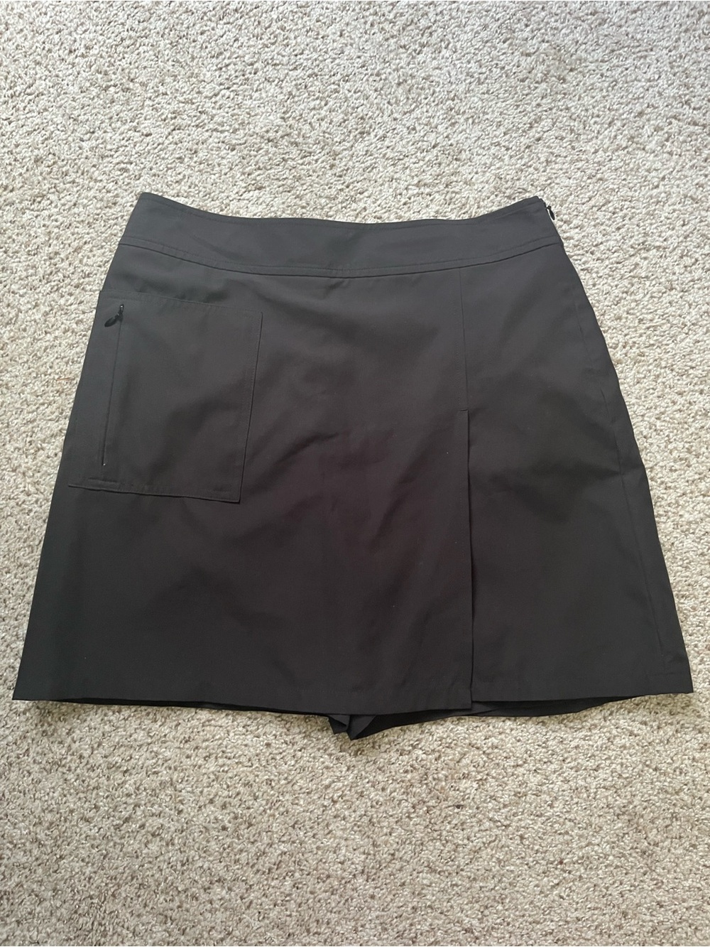 IZOD Women’s Black Skort Size 8 Golf Active Utility Skirt Shorts NWT